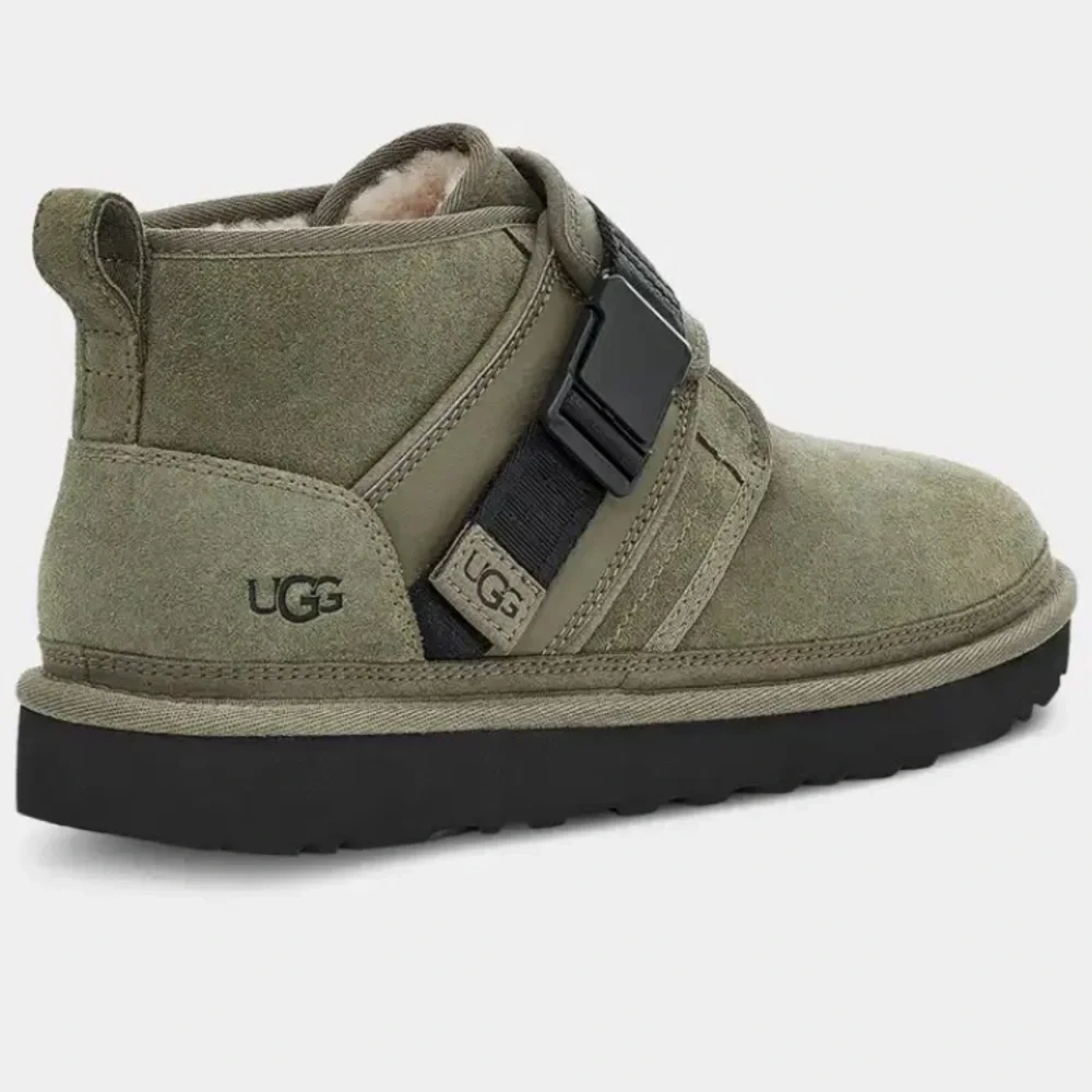 UGG Neumel SnapBack